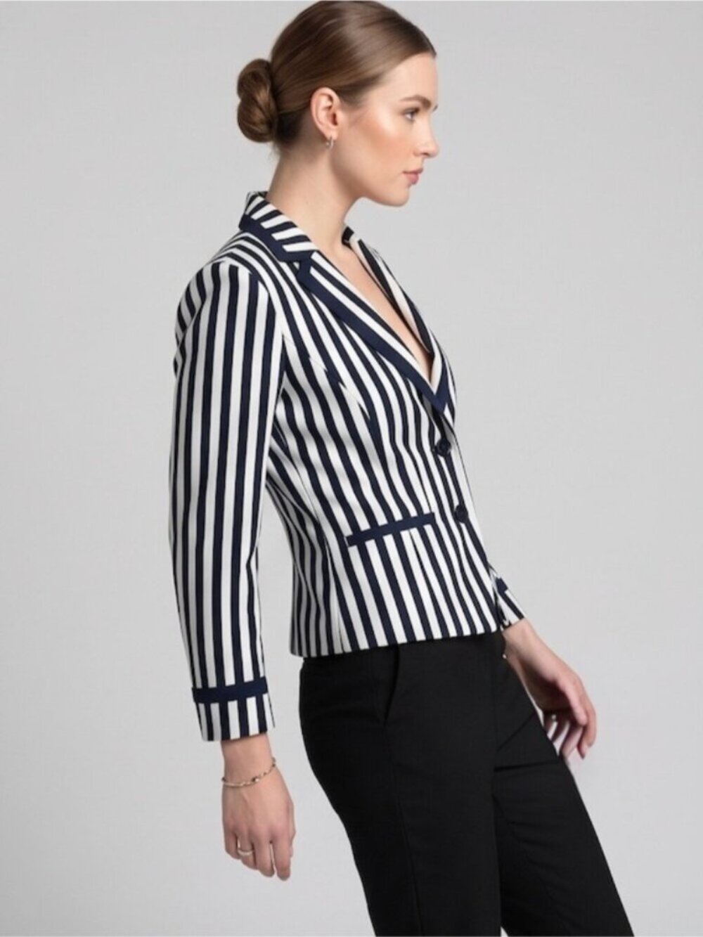 H&M Vertical Striped Blazer Blue And White - Picture 4 of 8